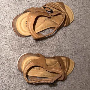 Clarks Clarks Womens Collection Bryn Light Tan - Leather 8M